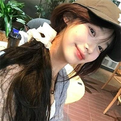 白色女孩